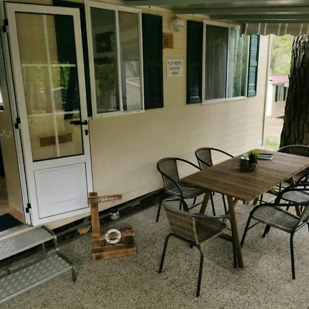 Hama Mobilehome בית נופש *