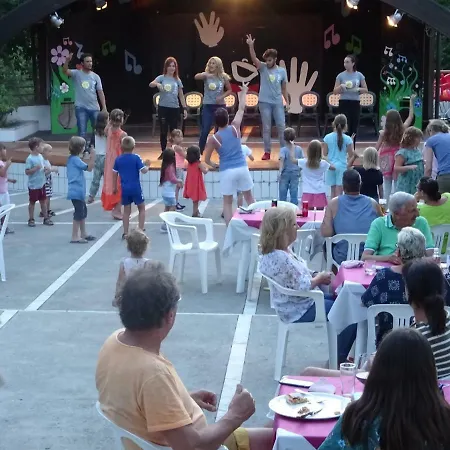 Сasa de vacaciones Hama Mobilehome