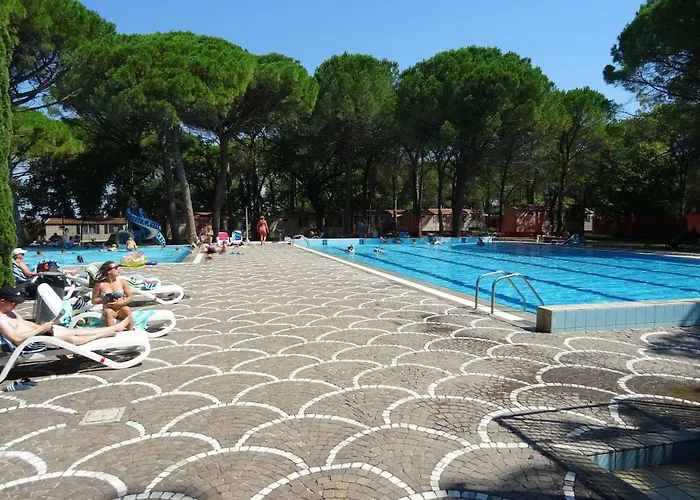 بيت للعطل Hama Mobilehome *